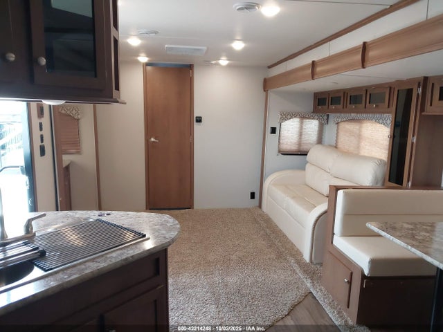 5CZ200R38M1227834 Recreation By Design Monte Carlo Platinum