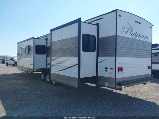 5CZ200R38M1227834 Recreation By Design Monte Carlo Platinum