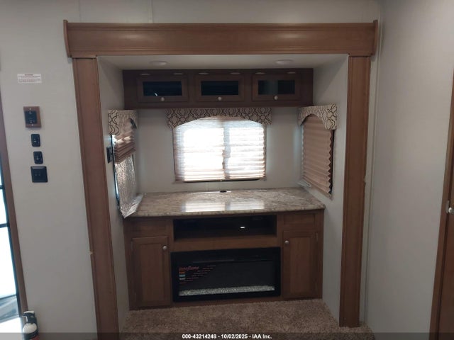 5CZ200R38M1227834 Recreation By Design Monte Carlo Platinum