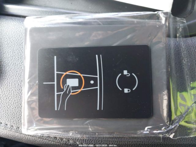 2025 TESLA MODEL Y 7SAYGDED6SA373016 Photo 10