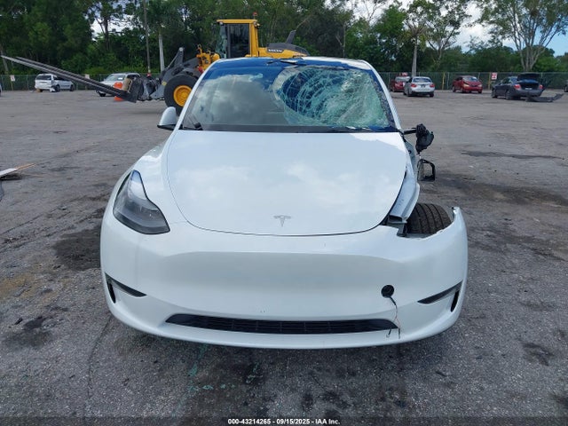 43214265 :رقم المزاد ، 7SAYGDED6SA373016 vin ، 2025 Tesla Model Y Long Range Dual Motor All-wheel Drive مزاد بيع