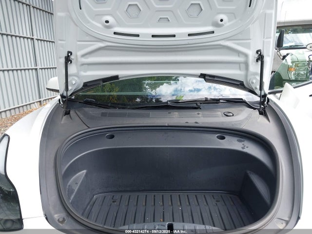 2023 TESLA MODEL 3 5YJ3E1EA7PF555206 Photo 9