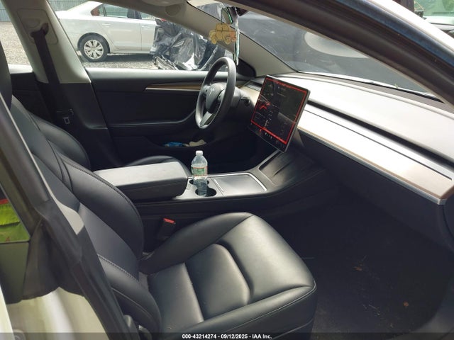 2023 TESLA MODEL 3 5YJ3E1EA7PF555206 Photo 4