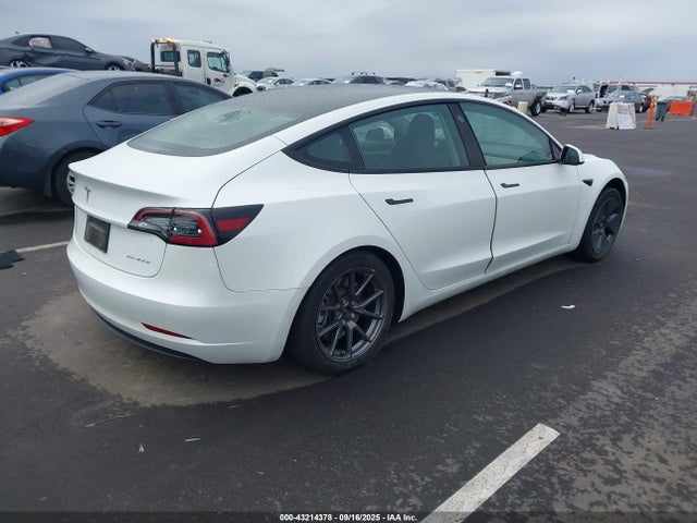 Продаж на аукціоні авто 2023 Tesla Model 3 Long Range Dual Motor All-wheel Drive, vin: 5YJ3E1EB0PF389930, номер лоту: 43214378