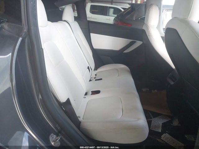2021 TESLA MODEL Y 5YJYGDEEXMF301828 Photo 7