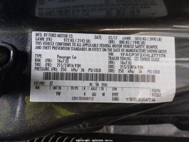 43214541 :رقم المزاد ، 1FADP3F2XHL277178 vin ، 2017 Ford Focus Se مزاد بيع