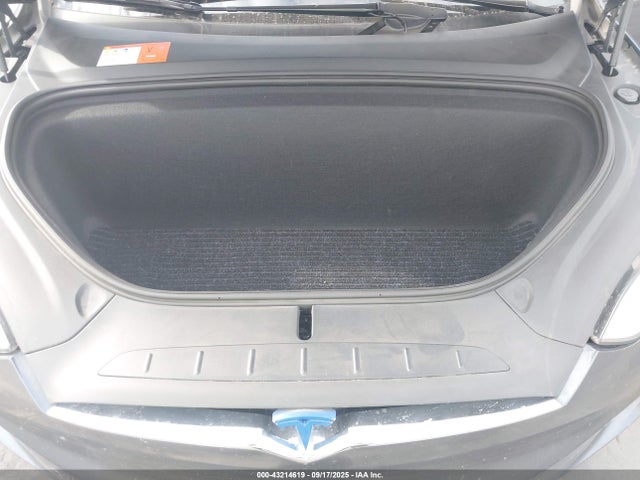 2017 TESLA MODEL X 5YJXCAE22HF076094 Photo 9