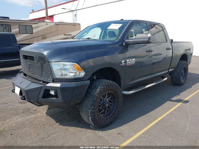 RAM 2016 2016 3C6UR5CL1GG192343 Image 2