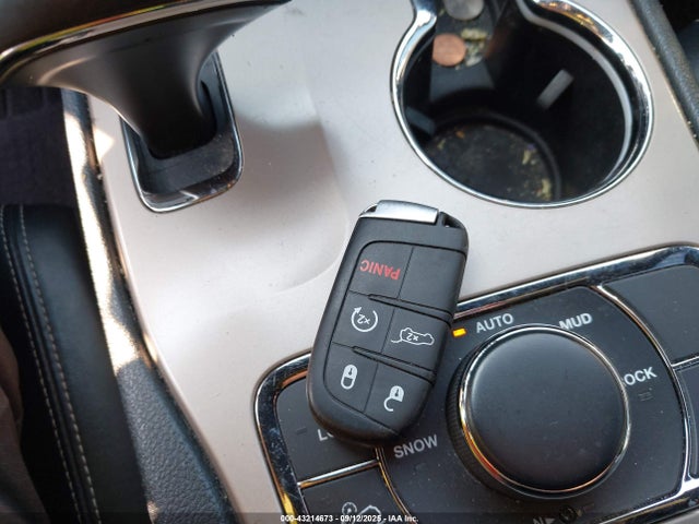 1C4RJFBG0FC233059 Jeep Grand Cherokee