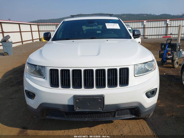 1C4RJFBG0FC233059 Jeep Grand Cherokee