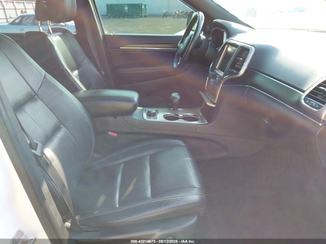 1C4RJFBG0FC233059 Jeep Grand Cherokee