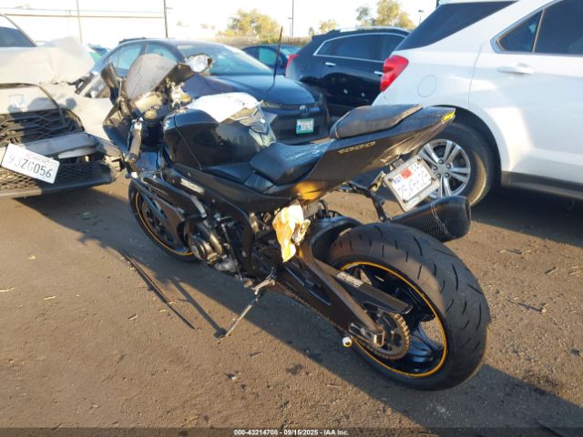 2020 SUZUKI GSX-R1000 JS1DM11B3L7100112 Photo 2