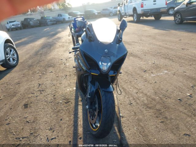 2020 SUZUKI GSX-R1000 JS1DM11B3L7100112 Photo 4