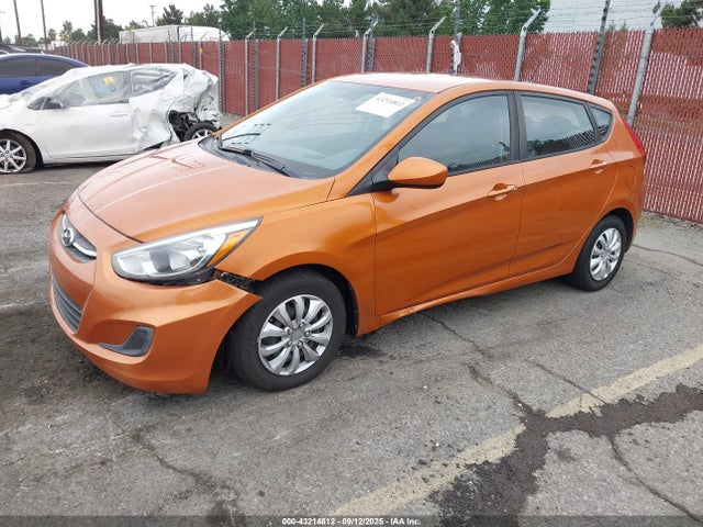 KMHCT5AEXHU317117 Hyundai 2017