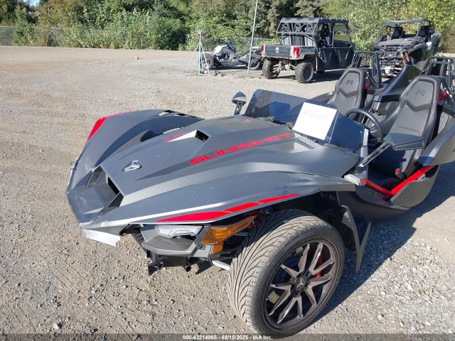 Polaris Slingshot 2024 57XAARGB6R8165182 Image 2