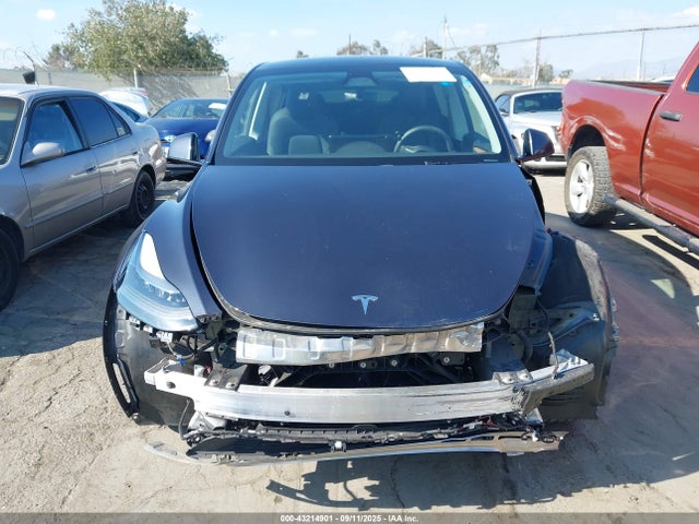7SAYGDEE4RA234652 Tesla Model Y