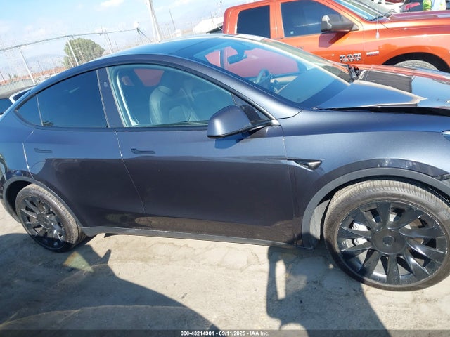 7SAYGDEE4RA234652 Tesla Model Y