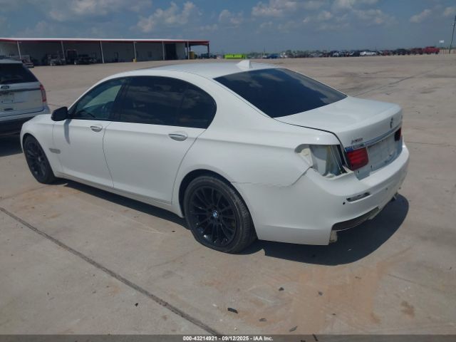 2015 BMW 740LI WBAYF4C58FGS99119 Photo 2