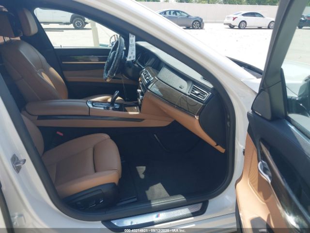 2015 BMW 740LI WBAYF4C58FGS99119 Photo 4
