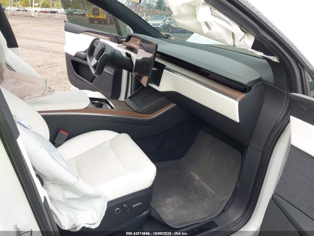 Tesla MODEL X 2023 7SAXCDE53PF371282 Image 5