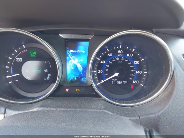 Hyundai Sonata 2014 KMHEC4A44EA106860 Image 7