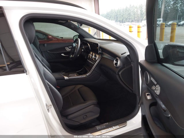 W1N0G8EB1NV364015 Mercedes-Benz m274