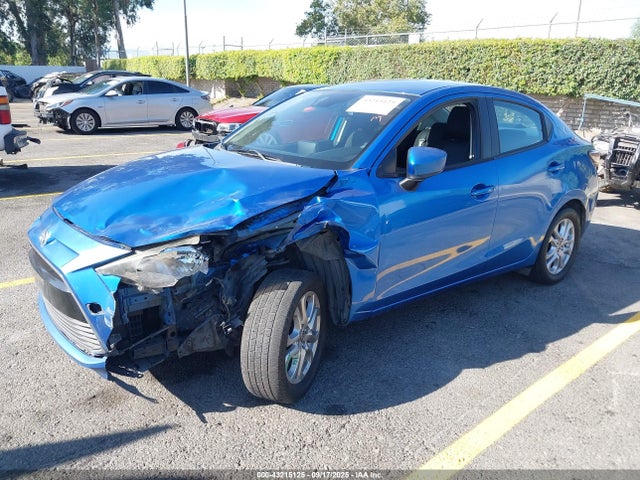3MYDLBZV6GY116016 Scion p5v