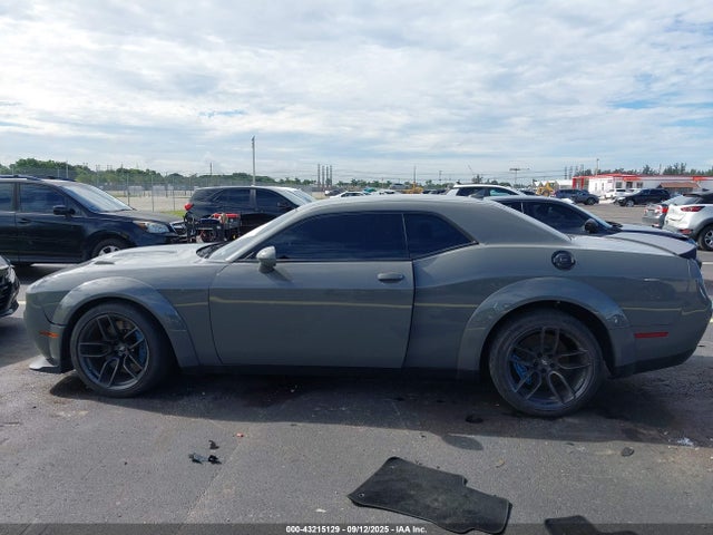 2C3CDZFJ9PH694557 Dodge Challenger R/t Scat Pack Widebody