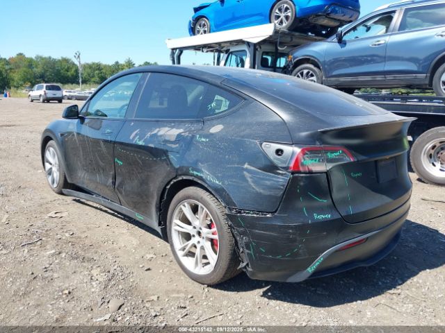 2022 TESLA MODEL Y 7SAYGDEF3NF465502 Photo 2