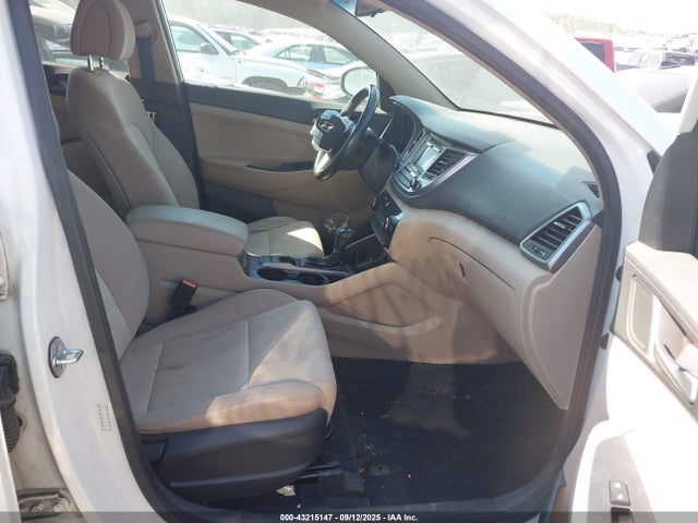 Продаж на аукціоні авто 2017 Hyundai Tucson Sport, vin: KM8J3CA25HU374407, номер лоту: 43215147