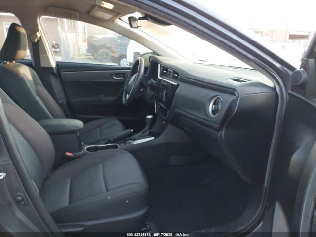 2019 TOYOTA COROLLA 5YFBURHE1KP939166 Photo 4
