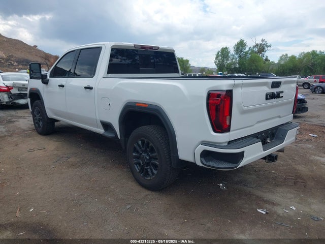 43215225 :رقم المزاد ، 1GT49REY5NF123808 vin ، 2022 Gmc Sierra 2500hd 4wd  Standard Bed Denali مزاد بيع