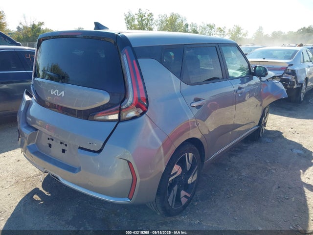 Продажа на аукционе авто 2024 Kia Soul Gt-line, vin: KNDJ53AUXR7907111, номер лота: 43215268
