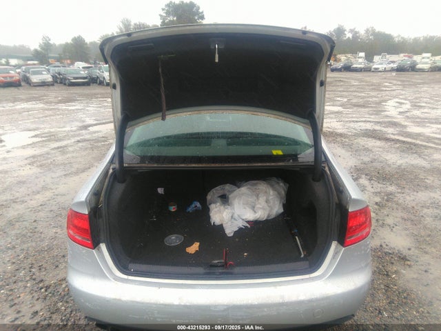 2010 AUDI A4 WAUAFAFL3AN052573 Photo 5