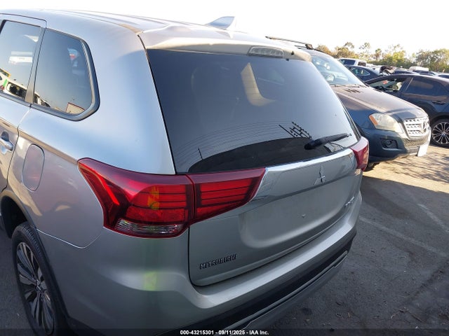 Mitsubishi mivec 2019 JA4AD3A33KZ046501 Image 16