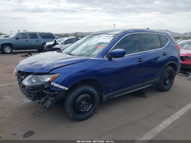 Nissan 2018 2018 KNMAT2MT1JP568603 Image 2