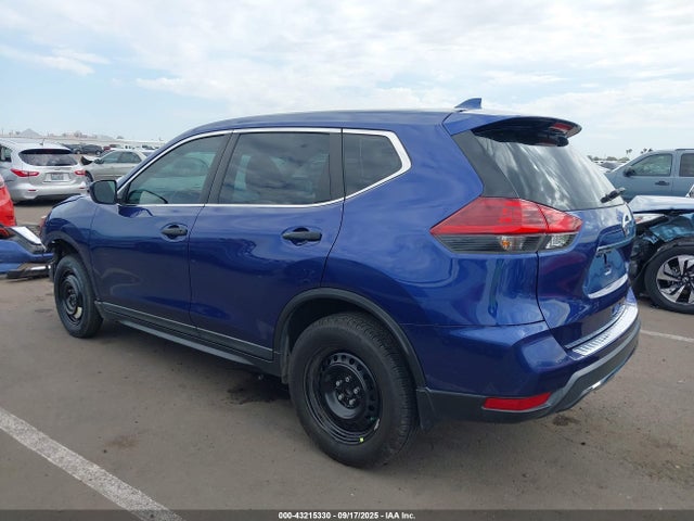 Nissan 2018 2018 KNMAT2MT1JP568603 Image 3