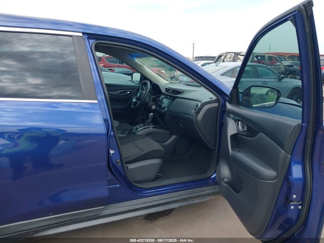 Nissan 2018 2018 KNMAT2MT1JP568603 Image 5
