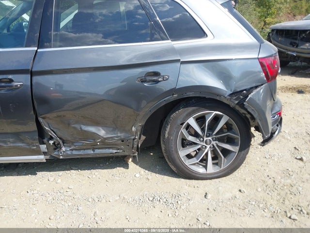 2024 AUDI Q5 WA1EAAFYXR2060739 Photo 5