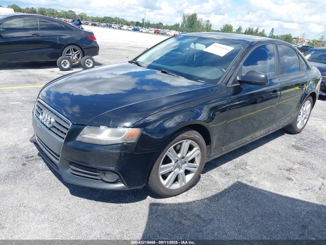 2011 AUDI A4 WAUAFAFL4BN051899 Photo 1