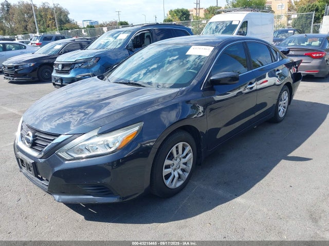 1N4AL3AP8HC487957 Nissan 2017