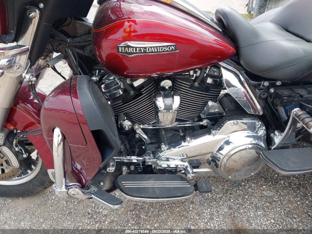 1HD1MAD39HB853465 Harley-Davidson Flhtcutg Tri Glide Ultra
