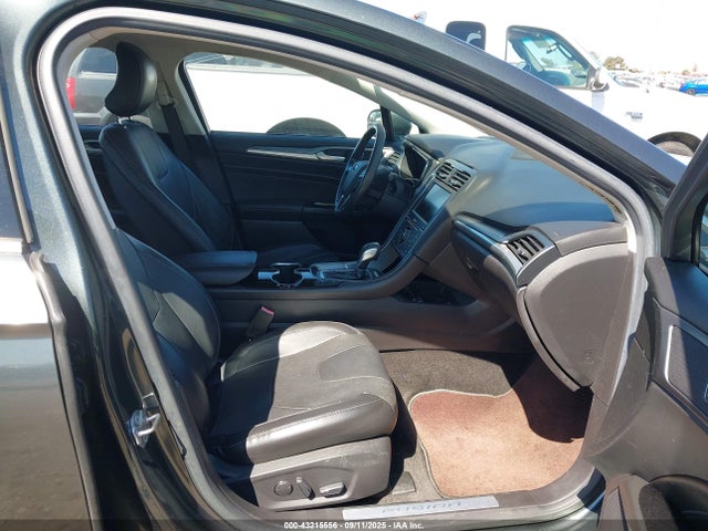 Ford Fusion 2015 3FA6P0SU2FR245368 Image 17