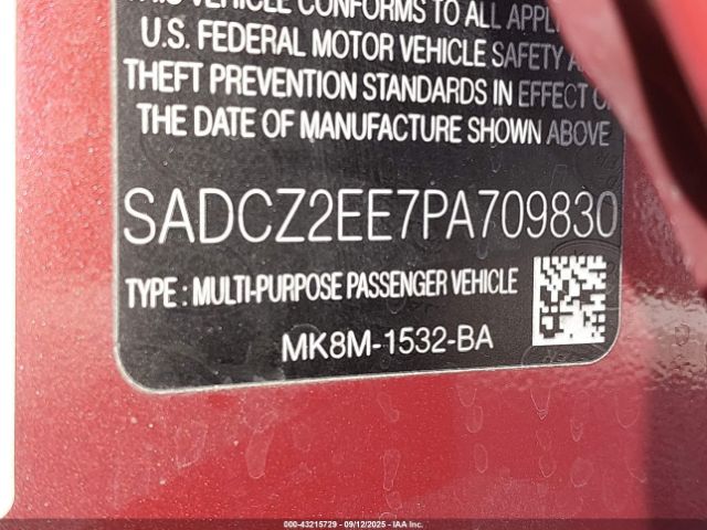 2023 JAGUAR F-PACE SADCZ2EE7PA709830 Photo 8