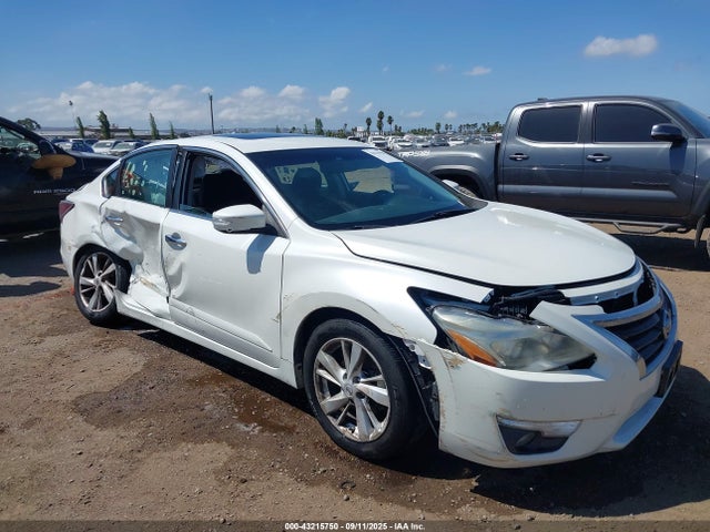 1N4AL3AP5EC280440 Nissan 2014
