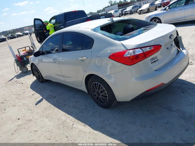 KNAFK4A61F5358375 KIA dohc mpi nu