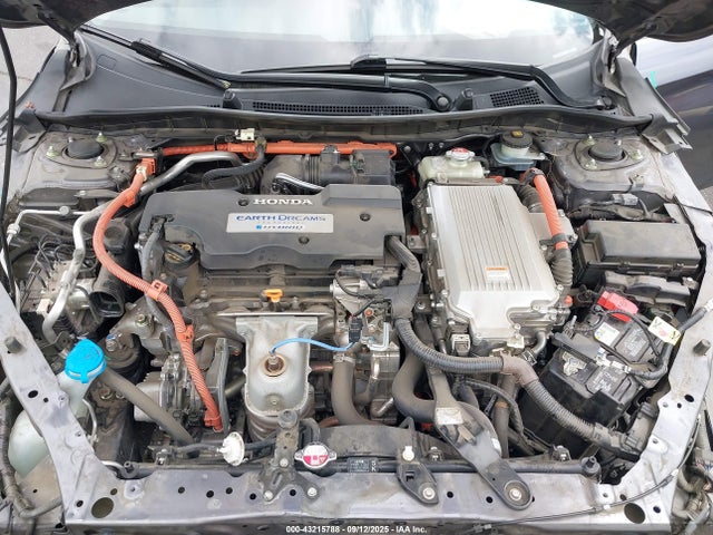 1HGCR6F5XFA010645 Honda lfa1