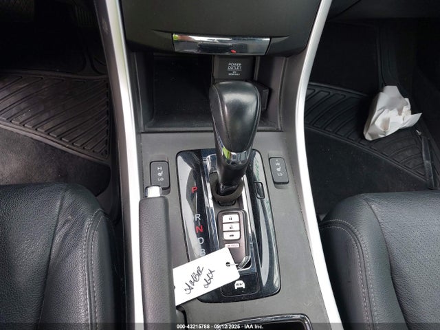 1HGCR6F5XFA010645 Honda lfa1