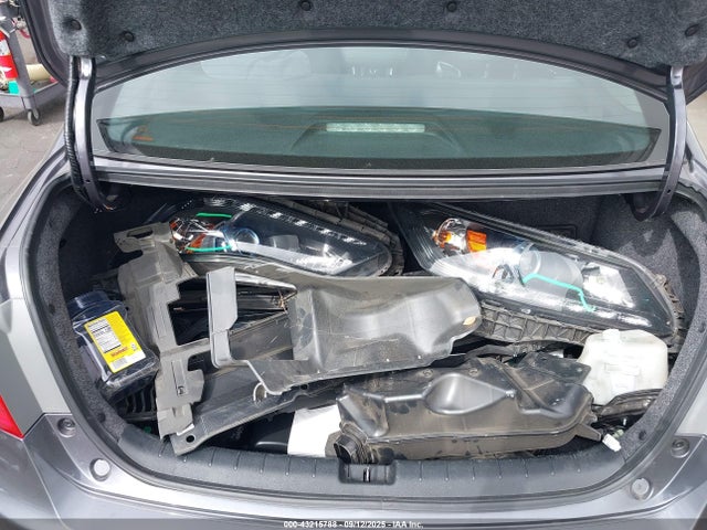 1HGCR6F5XFA010645 Honda lfa1