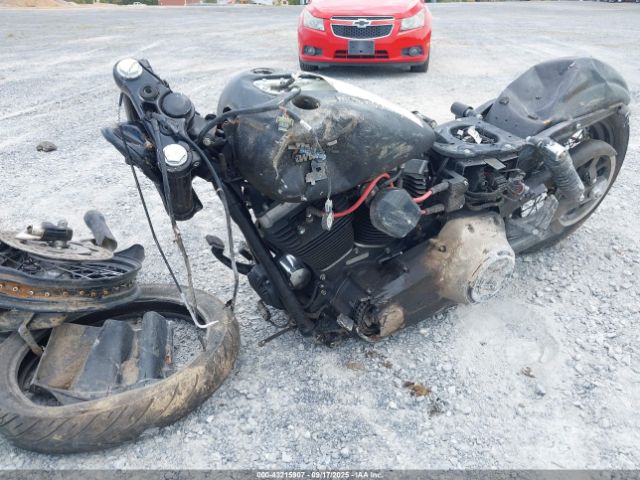 2014 HARLEY-DAVIDSON FXDB 1HD1GXM1XEC328445